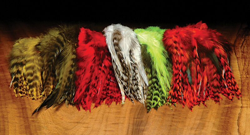 Hareline Strung Grizzly Saddle Hackle 4-6 Inch